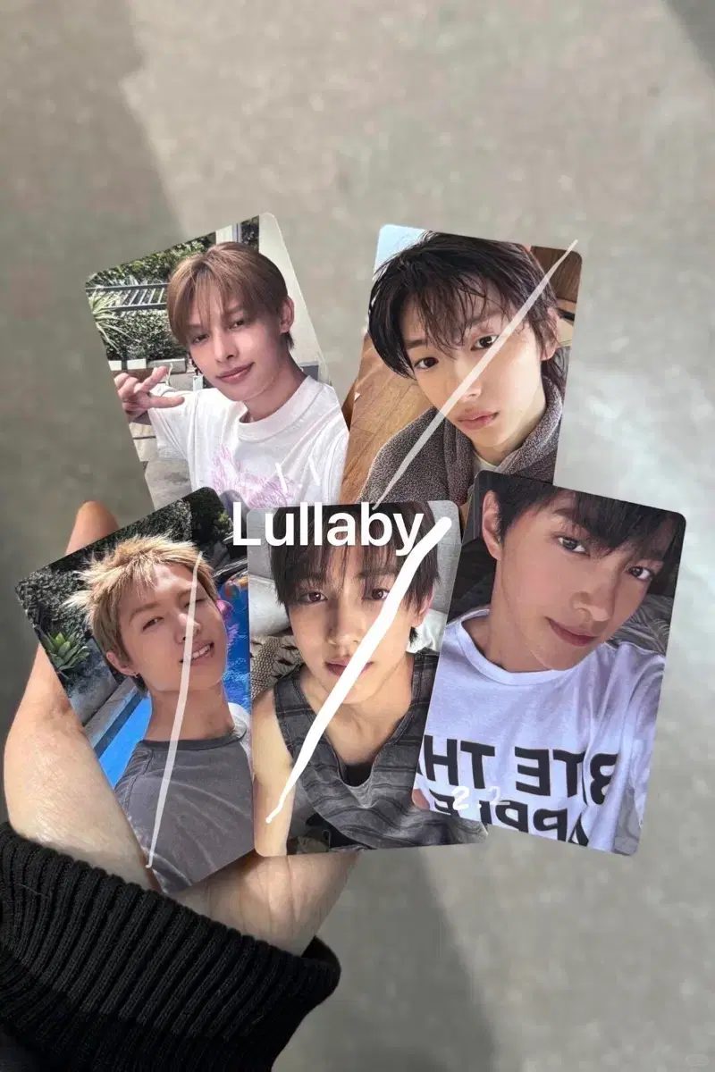 thumbnail-0